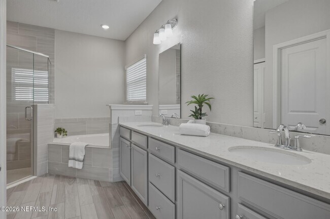 Building Photo - 3841 Heatherbrook Pl