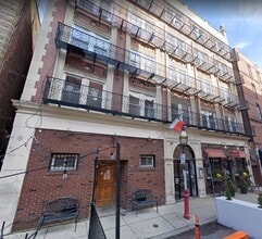 Building Photo - Don't Miss out on this giant 3 bed in the North End