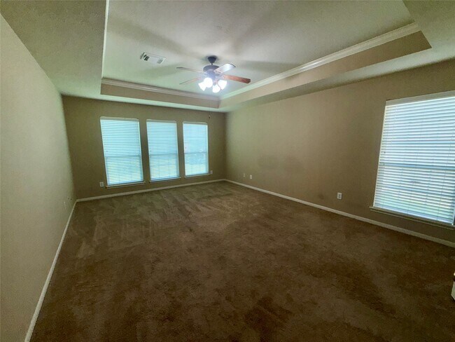 Building Photo - 14009 Hollow Canyon Ln