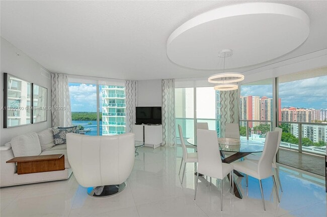 Building Photo - 200 Sunny Isles Blvd