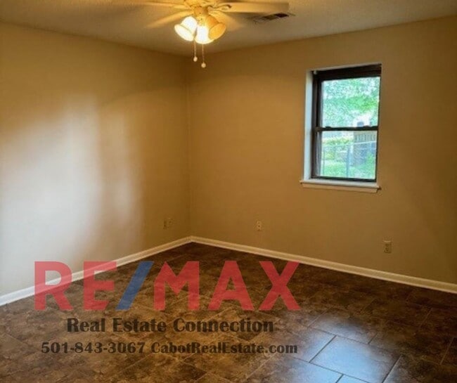 Building Photo - Sorry No Smoking/Vaping and Pets Permitted with Restrictions