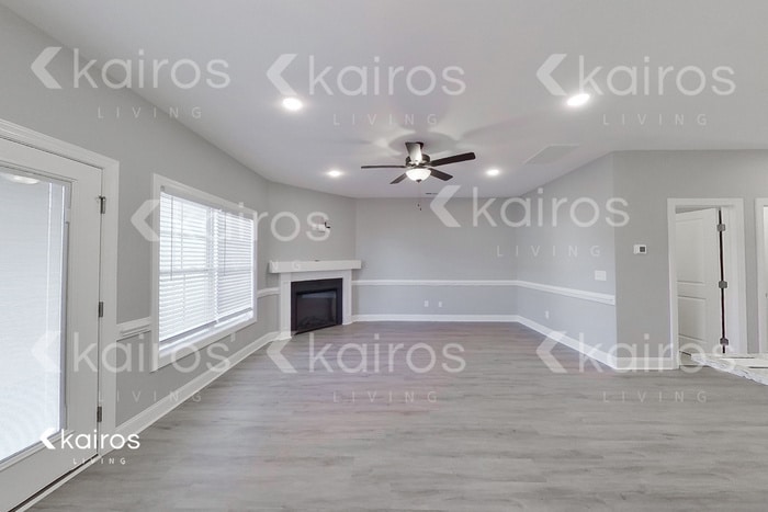 Building Photo - 3713 Oak Leaf Wy