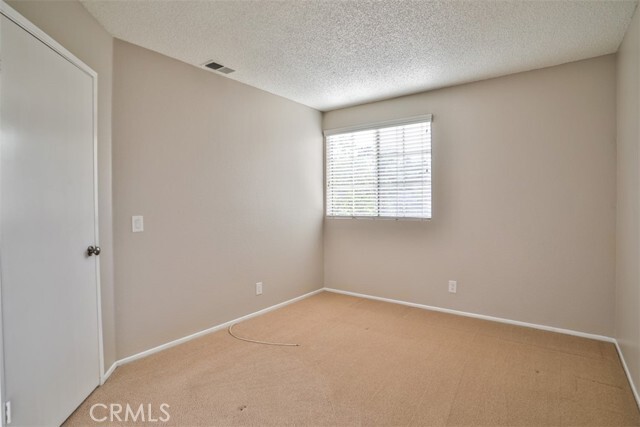 Building Photo - 176 Cll Renata