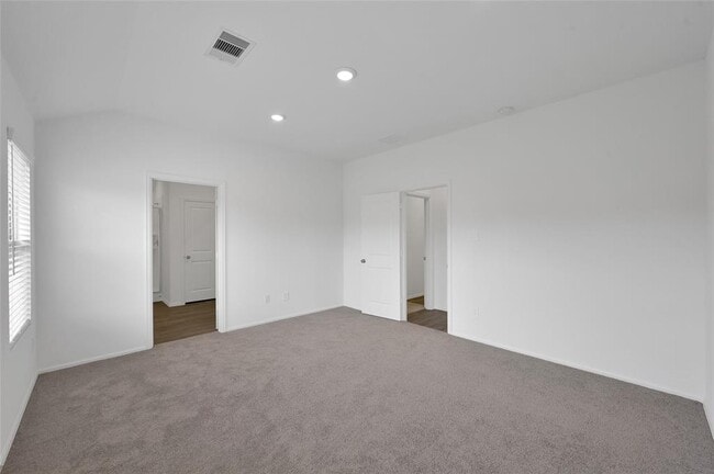 Building Photo - 3609 Oakvale Dr
