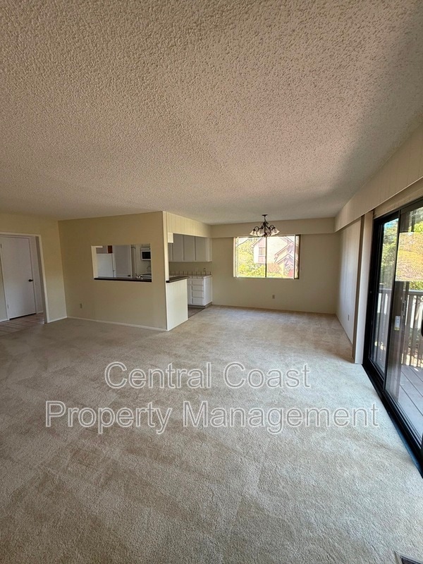Building Photo - 1360 Josselyn Canyon Rd
