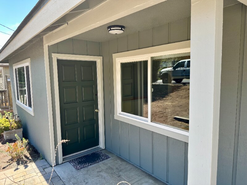 Building Photo - 480 Highland Dr