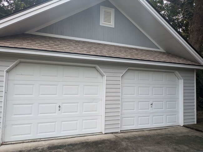 Building Photo - Beautiful home in the heart of Valdosta