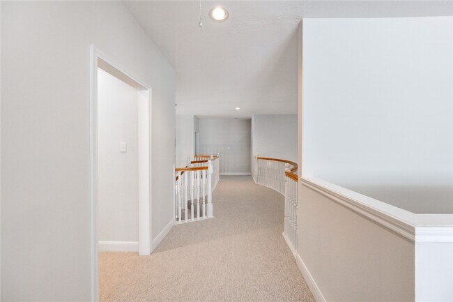 Building Photo - 22926 Emily Trace Ln
