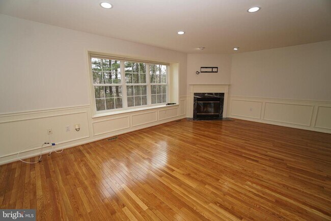 Building Photo - 2000 Harvard Dr