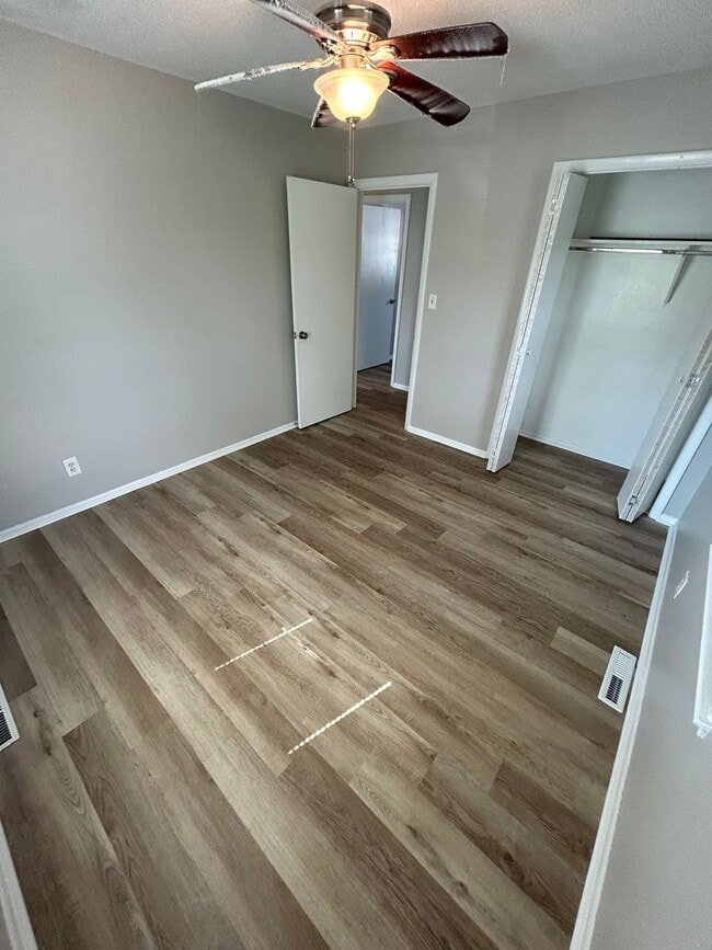 Building Photo - COMING SOON! Charming 3 Bed 1 Bath Home! $1295.00