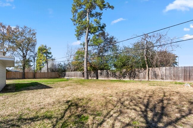 Building Photo - 10218 Moorberry Ln