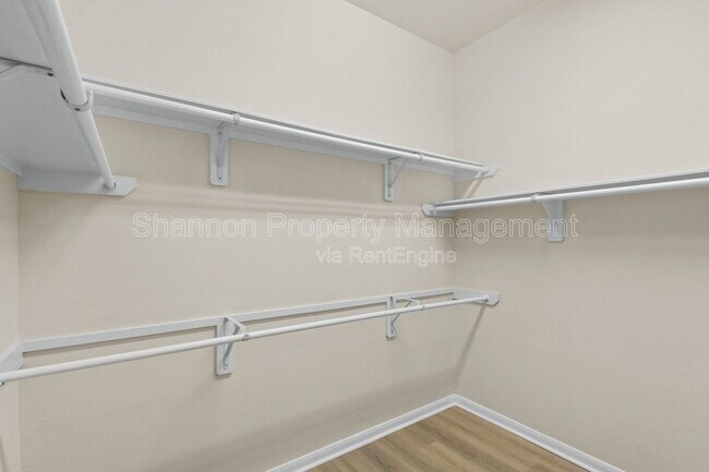 Building Photo - 9430 Harmony Lake Ln