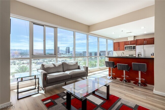 Building Photo - 4575 Dean Martin Dr