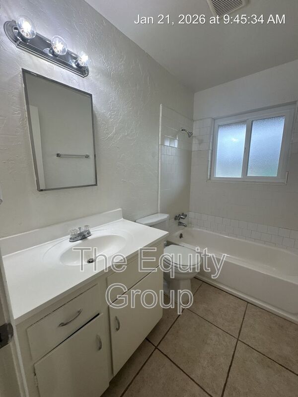 Building Photo - 2016 North Ave