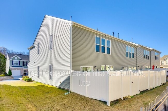 Building Photo - 524 Hunters Dance Road