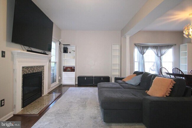 Building Photo - 2562 Sylvan Moor Ln