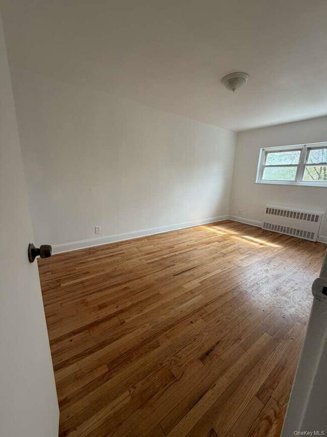 Building Photo - 4048 Harper Ave