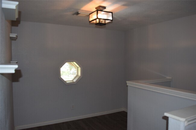 Building Photo - 3310 Little Farms Ct