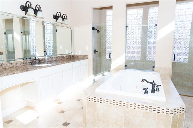 Building Photo - 1836 Walnut Springs Dr