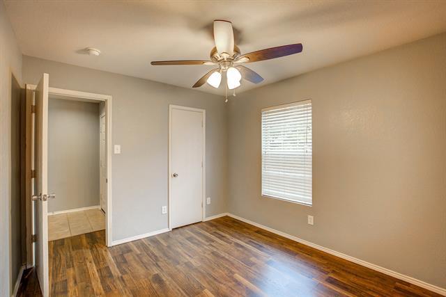 Building Photo - 705 Poncho Ln