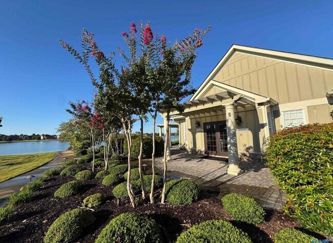 Building Photo - 22 Maple Grove Blvd SW