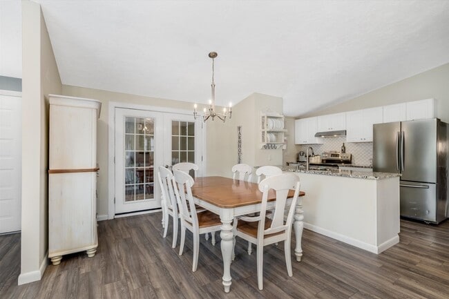 Building Photo - 1 Johns Dr