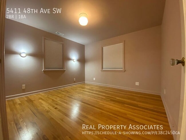 Building Photo - 5411 48th Ave SW