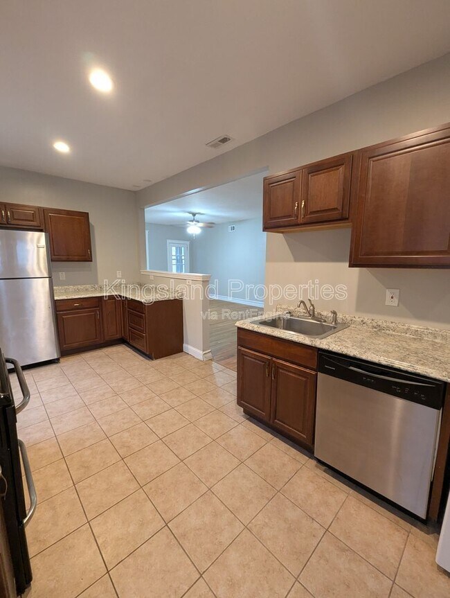 Building Photo - 5137 Waterman Blvd