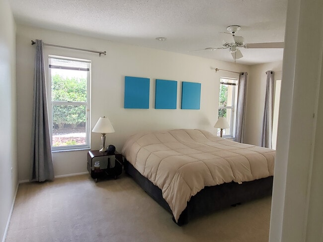 Master bedroom - 6960 Country Lakes Cir