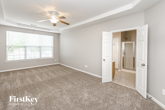 Building Photo - 10808 Peddlers Ct