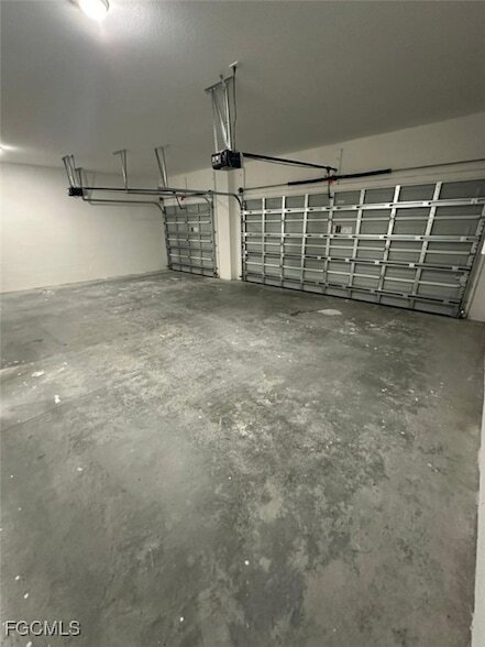 Building Photo - 5008 Idaho Ln