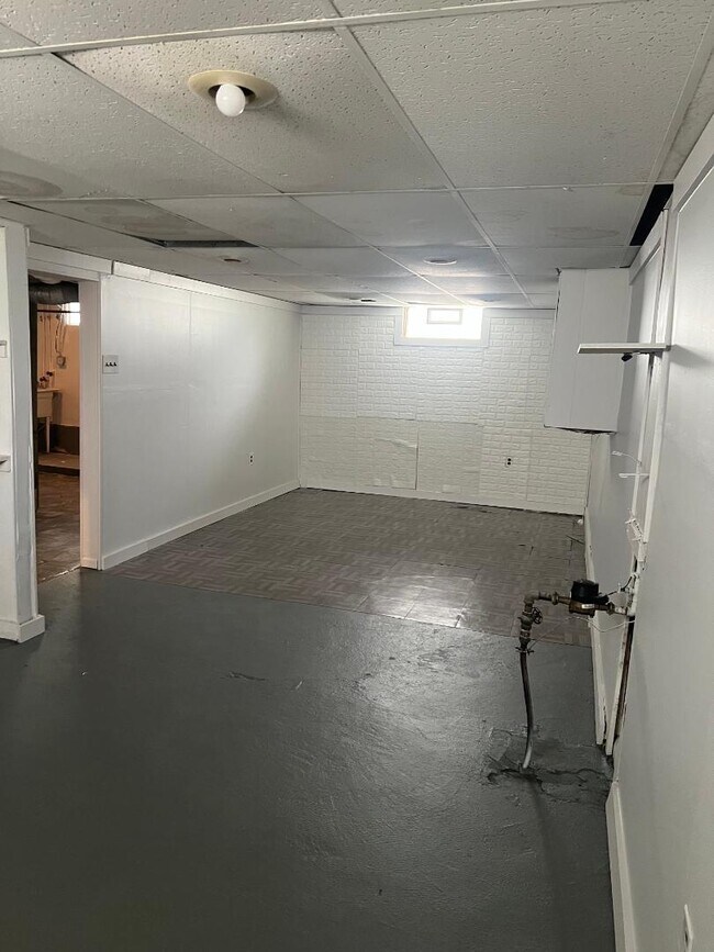 Building Photo - 14315 Tokay Ave