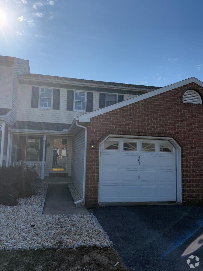 Building Photo - 403 Cindy Dr