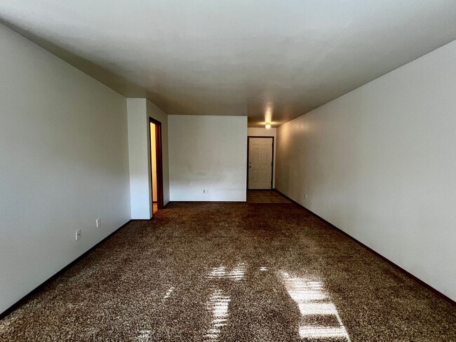 Building Photo - 3614 Fairbanks Ave