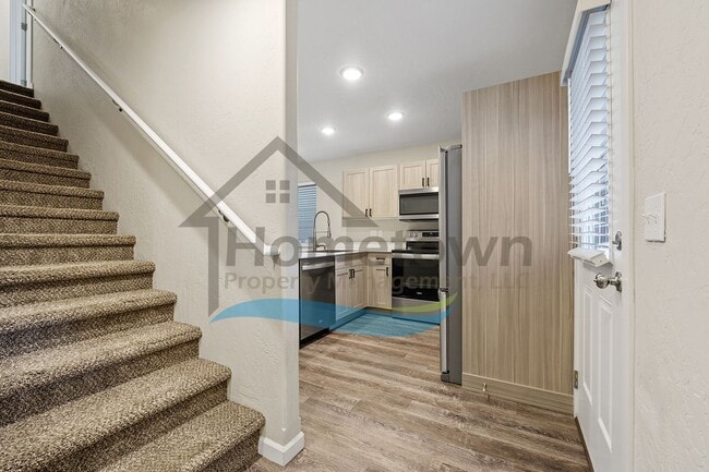 Building Photo - 2 Bedroom 2 Bath Home with Attached Garage Available in Coeur d'Alene!