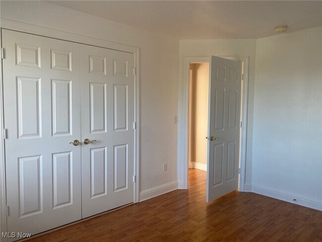 Building Photo - 3800 Rosemont Blvd