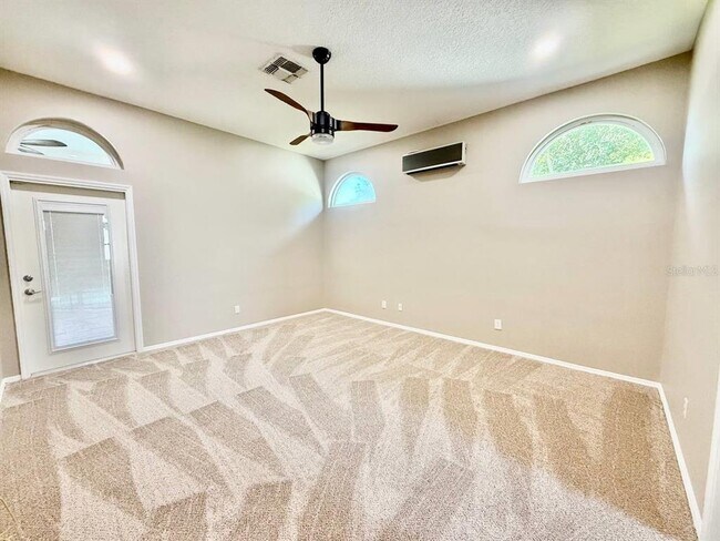 Building Photo - 28412 Great Bend Pl