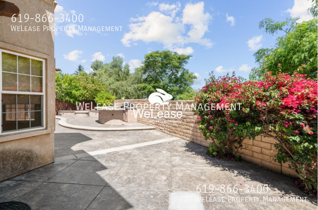 Building Photo - 516 Avenida Ortega
