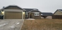 Building Photo - 3 Bed 2 Bath one story home located in Cro...