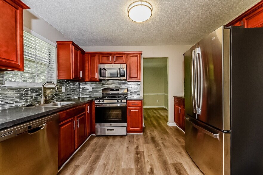 Building Photo - 2381 Charleston Terrace