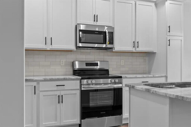 Building Photo - 3416 Southall Blvd