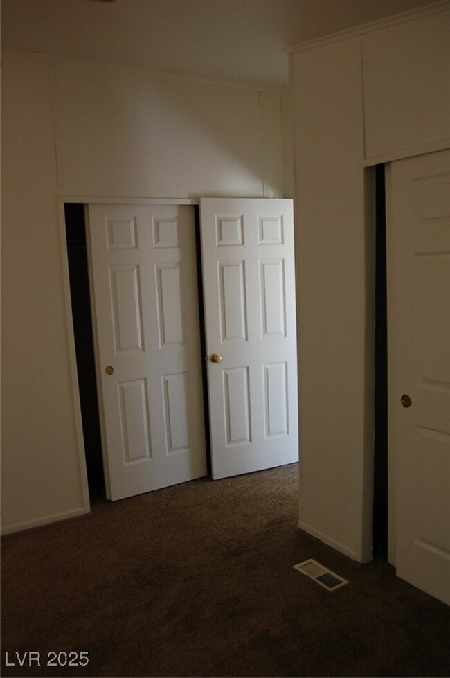 Building Photo - 1781 S Baradonna Rd