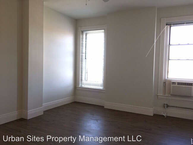 Building Photo - 103 W Court St