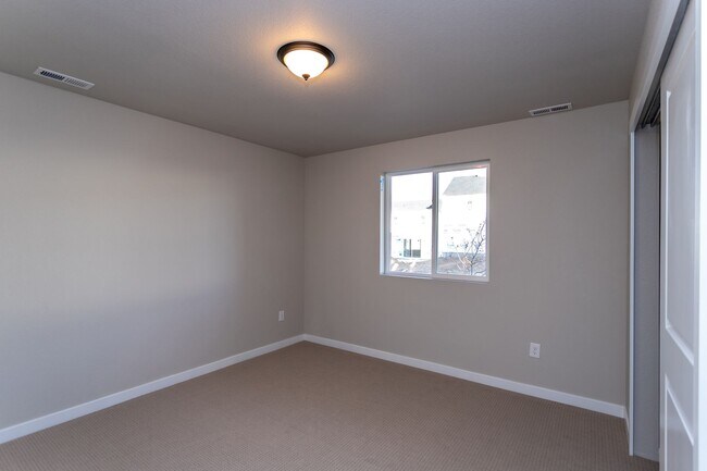 Building Photo - BEAUTIFUL MIDTOWN COLLECTION at PATHWAYS H...