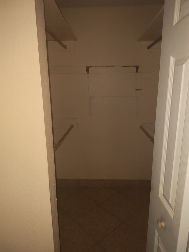 CLOSET - 6008 Hickory Dr