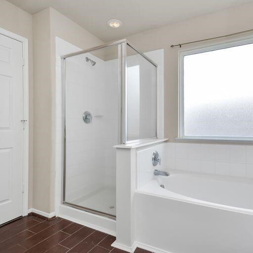 Building Photo - 2723 Oak Ridge Park Dr