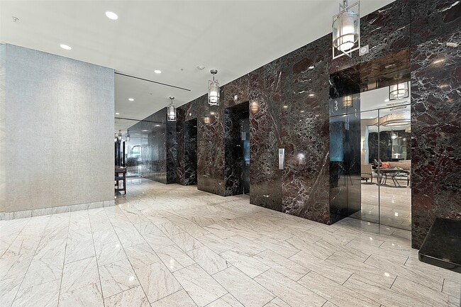 Building Photo - 5000 Montrose Blvd