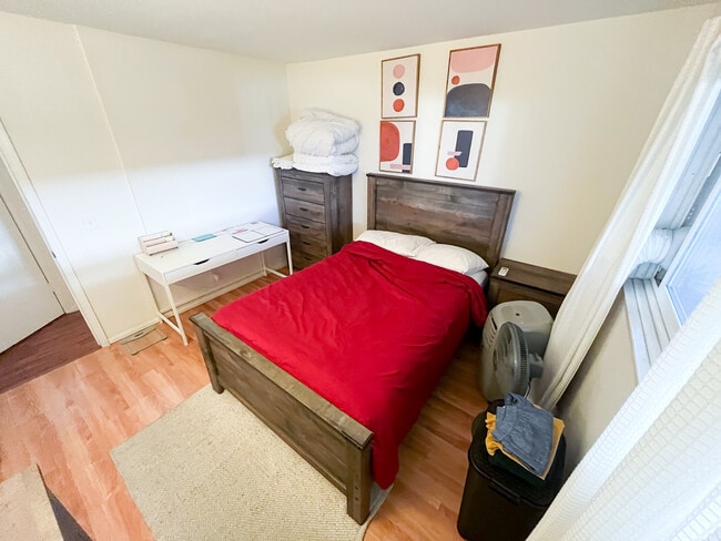 Building Photo - 19859 Kingswood Ln