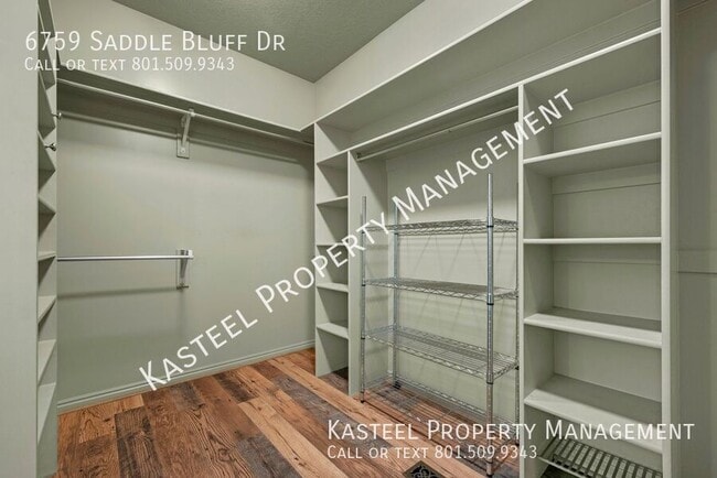 Building Photo - 6759 Saddle Bluff Dr