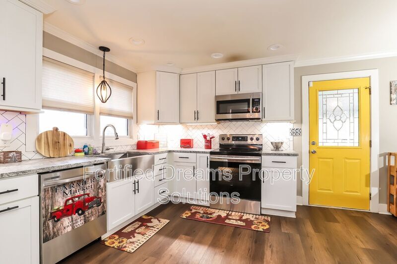 Building Photo - 157 Mickey Rd